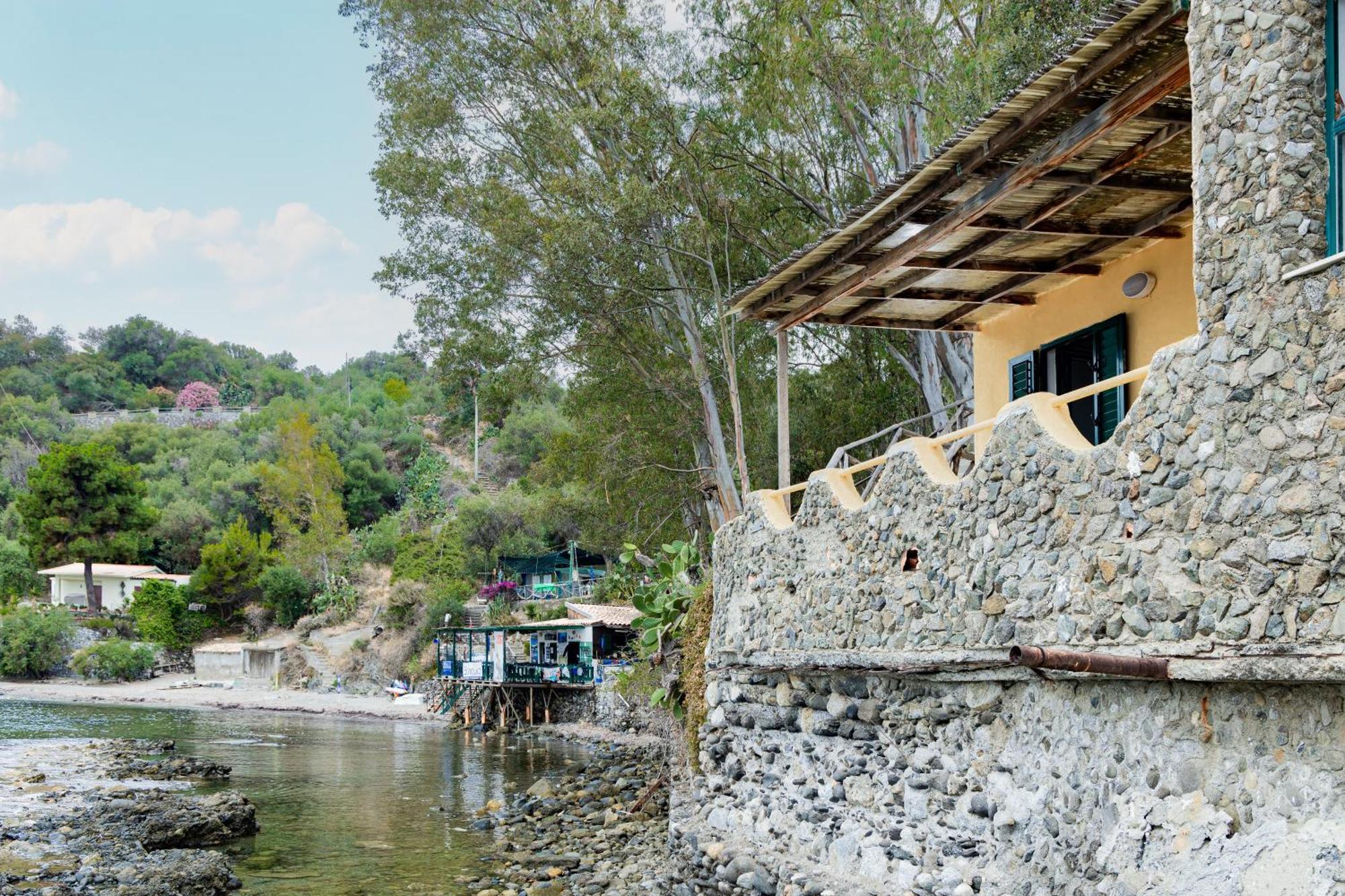 Riva Smeralda Camping Lodge Milazzo Exterior foto